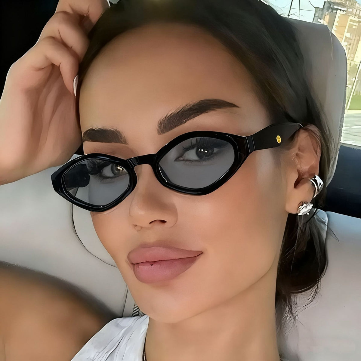 Diamond Small Frame Sunglasses for Women – Y2K Geometric Narrow Shades, UV400 Protection, 4 Trendy Colors
